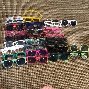🌟Assortment of fun glasses!🌟